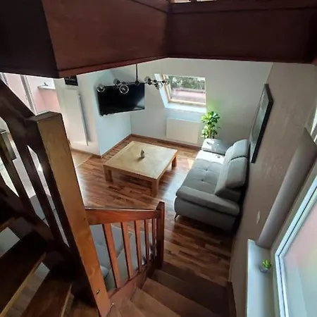 W Апартаменты *